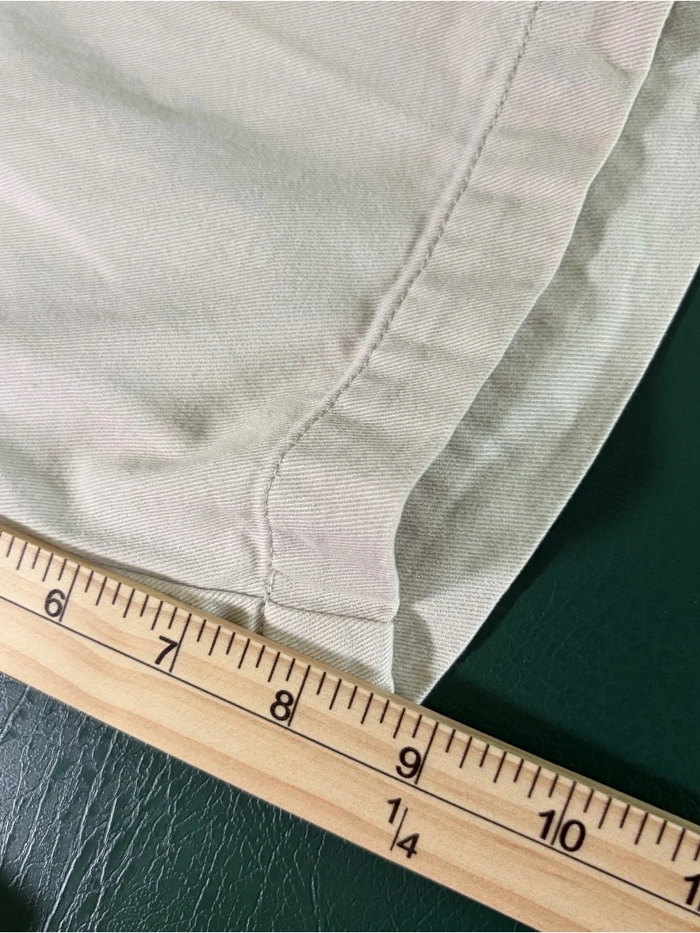 Chaps Men's Light Khaki Flat Front Shorts